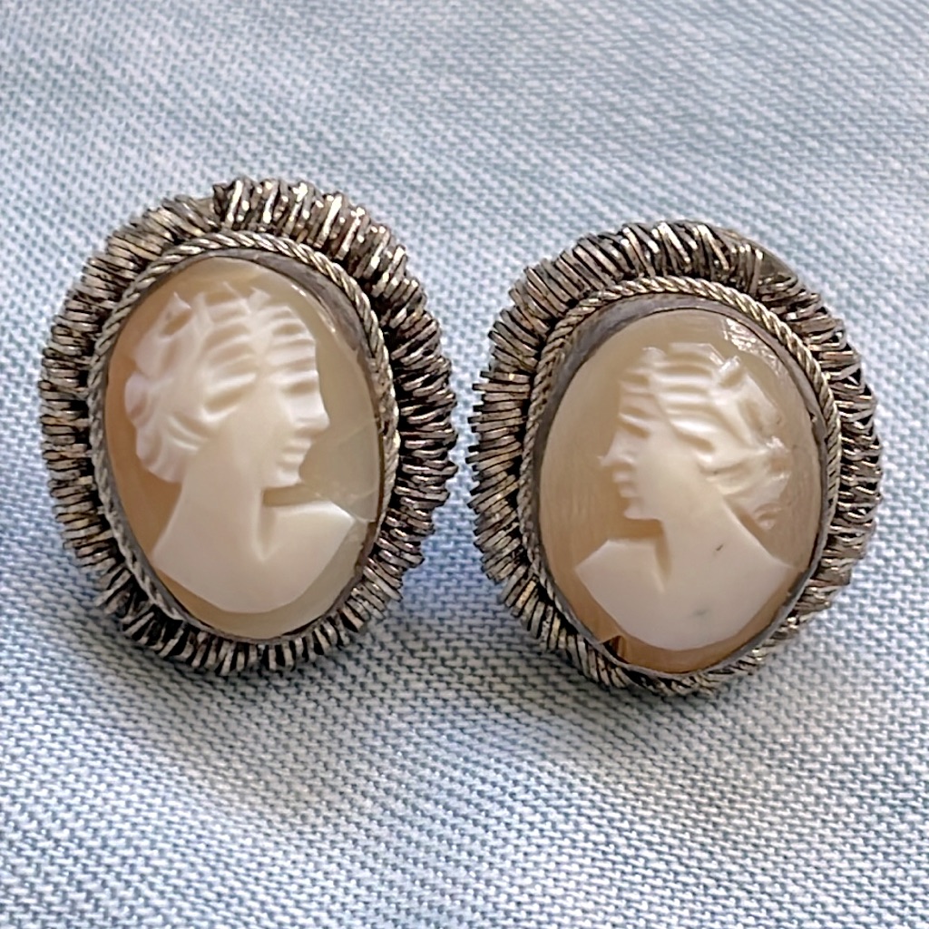 Antique Sterling Silver Cameo Earrings 150$
